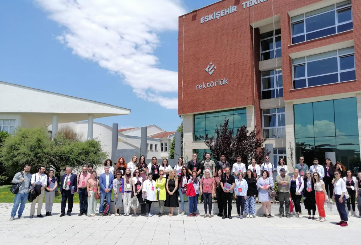 Eskişehir Teknik Üniversitesi'nde Düzenlenen 30. ETAK toplantısına ENTAK Program Bilgilendirme Çalıştayı ve Öğrenci Konseyi Sunumuyla Katıldık